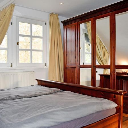 Reetdachfachwerkvilla Am Wiesengrund Bergen Auf Rugen Εξωτερικό φωτογραφία
