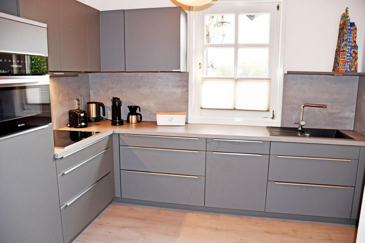 Reetdachfachwerkvilla Am Wiesengrund Bergen Auf Rugen Εξωτερικό φωτογραφία