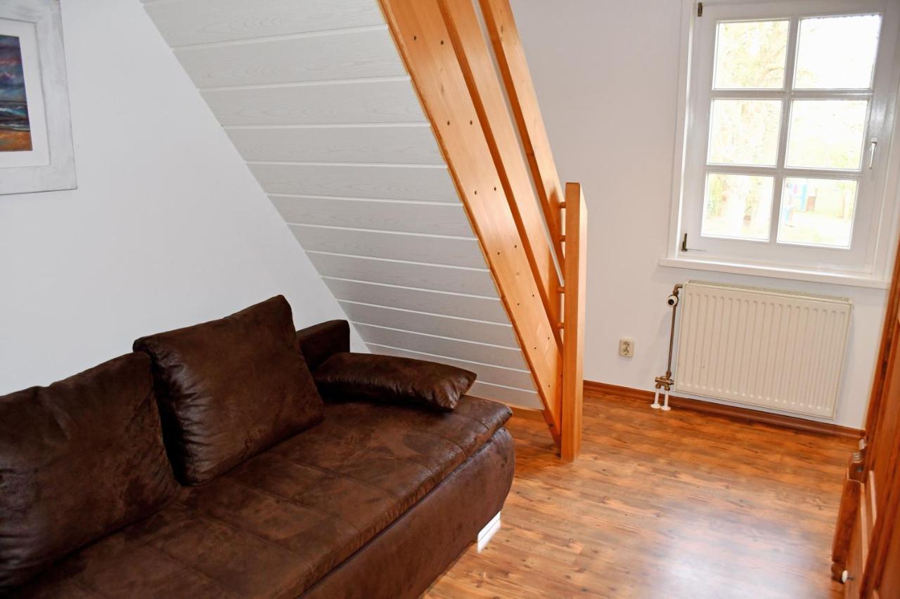 Reetdachfachwerkvilla Am Wiesengrund Bergen Auf Rugen Εξωτερικό φωτογραφία